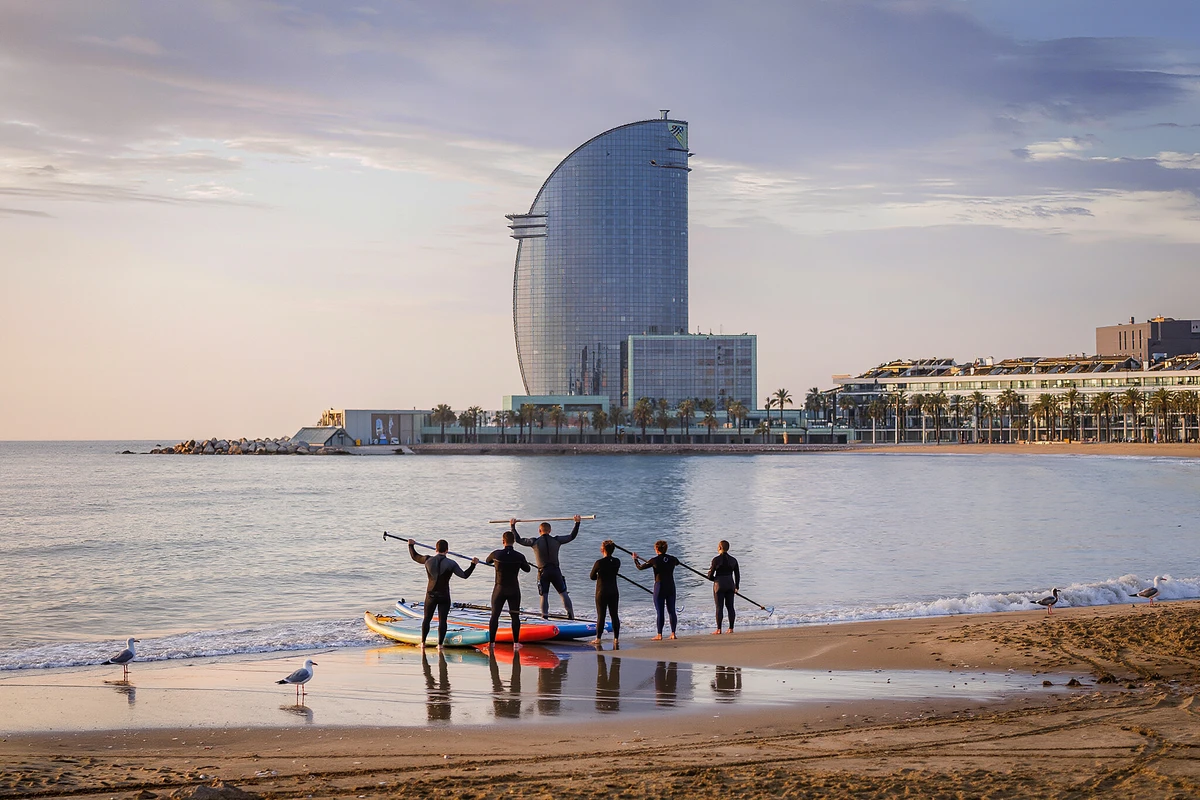 Sunrise Stand-Up Paddleboarding Class at Barceloneta Beach
