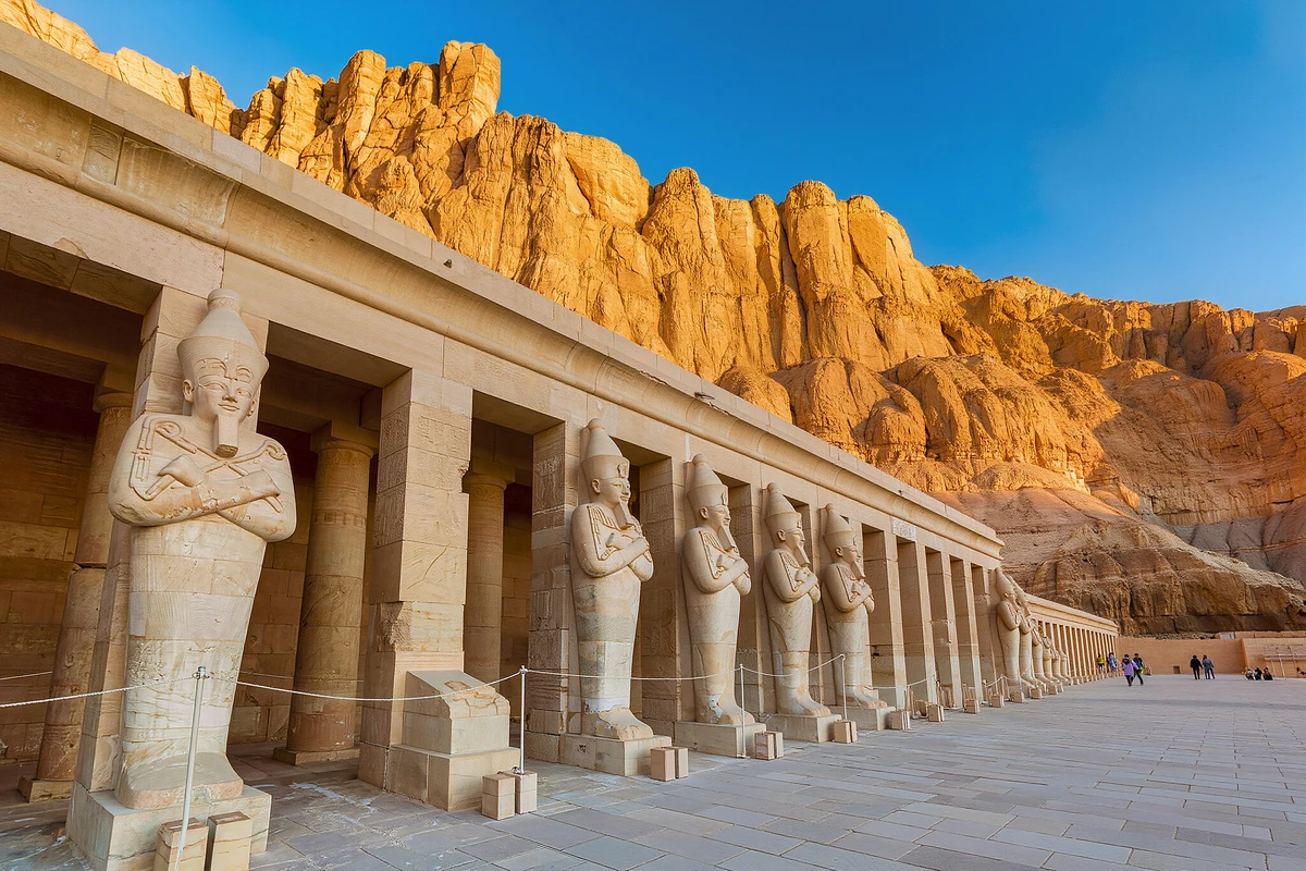 Valley of the Kings & Hatshepsut Temple West Bank Tour Luxor