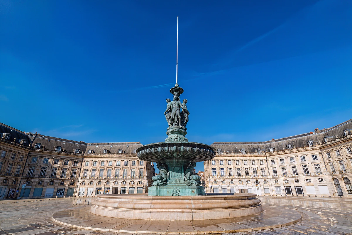 Bordeaux Hop-On Hop-Off Bus 24-Hour Pass
