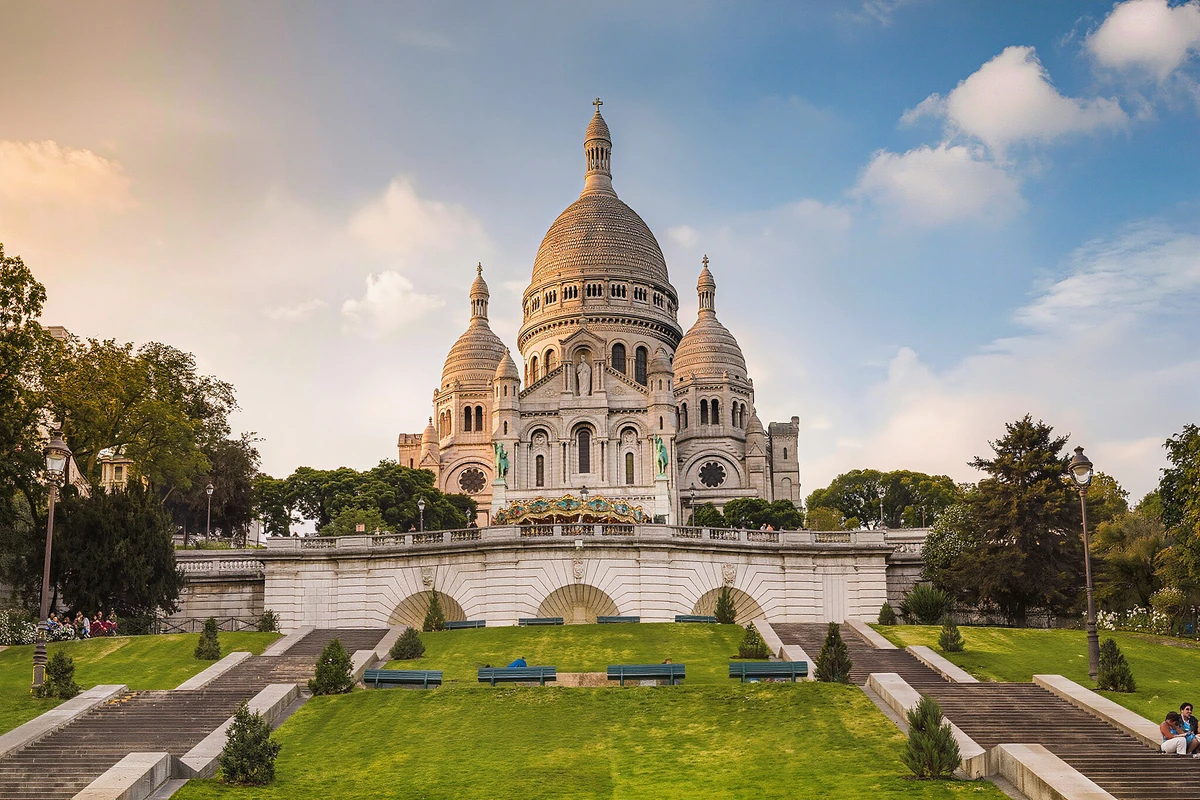 Paris in a Day: Louvre, Eiffel Tower, Notre-Dame & Seine Cruise Guided Tour