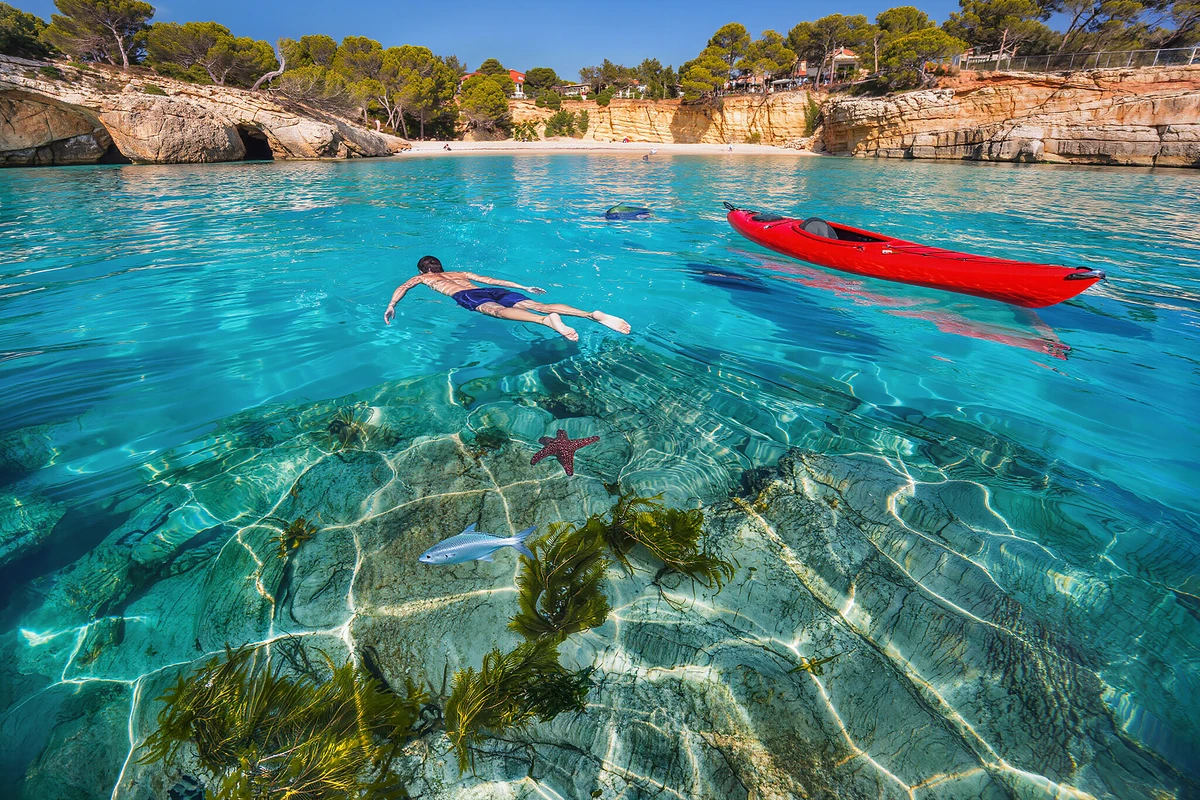 Costa Brava Kayak, Snorkel & Cliff Jump Day Trip from Barcelona