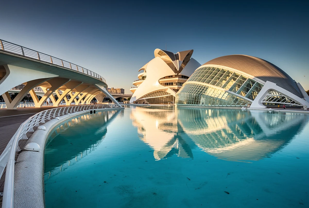 Valencia Airport to City of Arts and Sciences