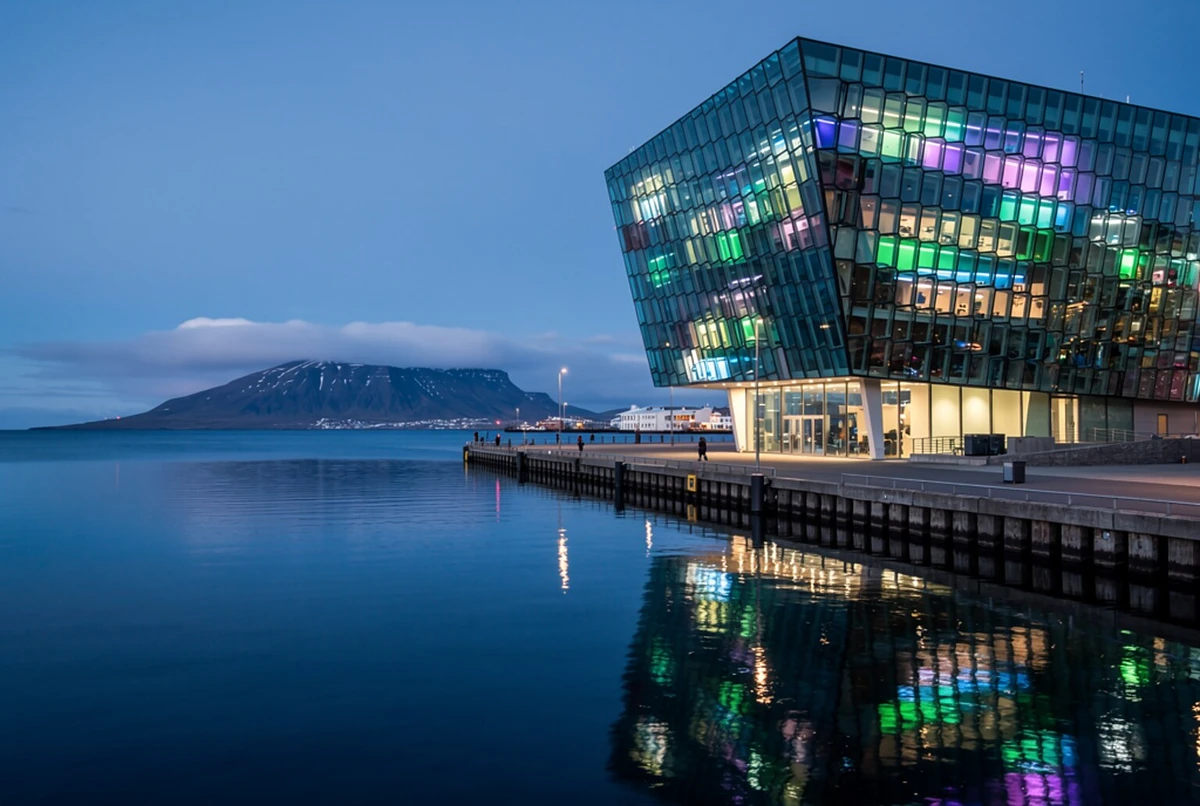 Reykjavik Airport to Hotel
