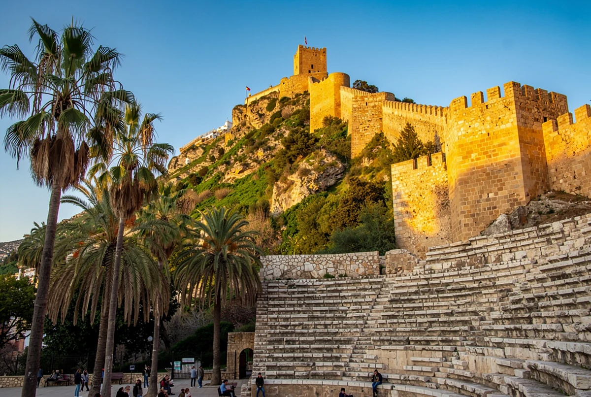 Private Malaga City Tour by Eco Tuk-Tuk