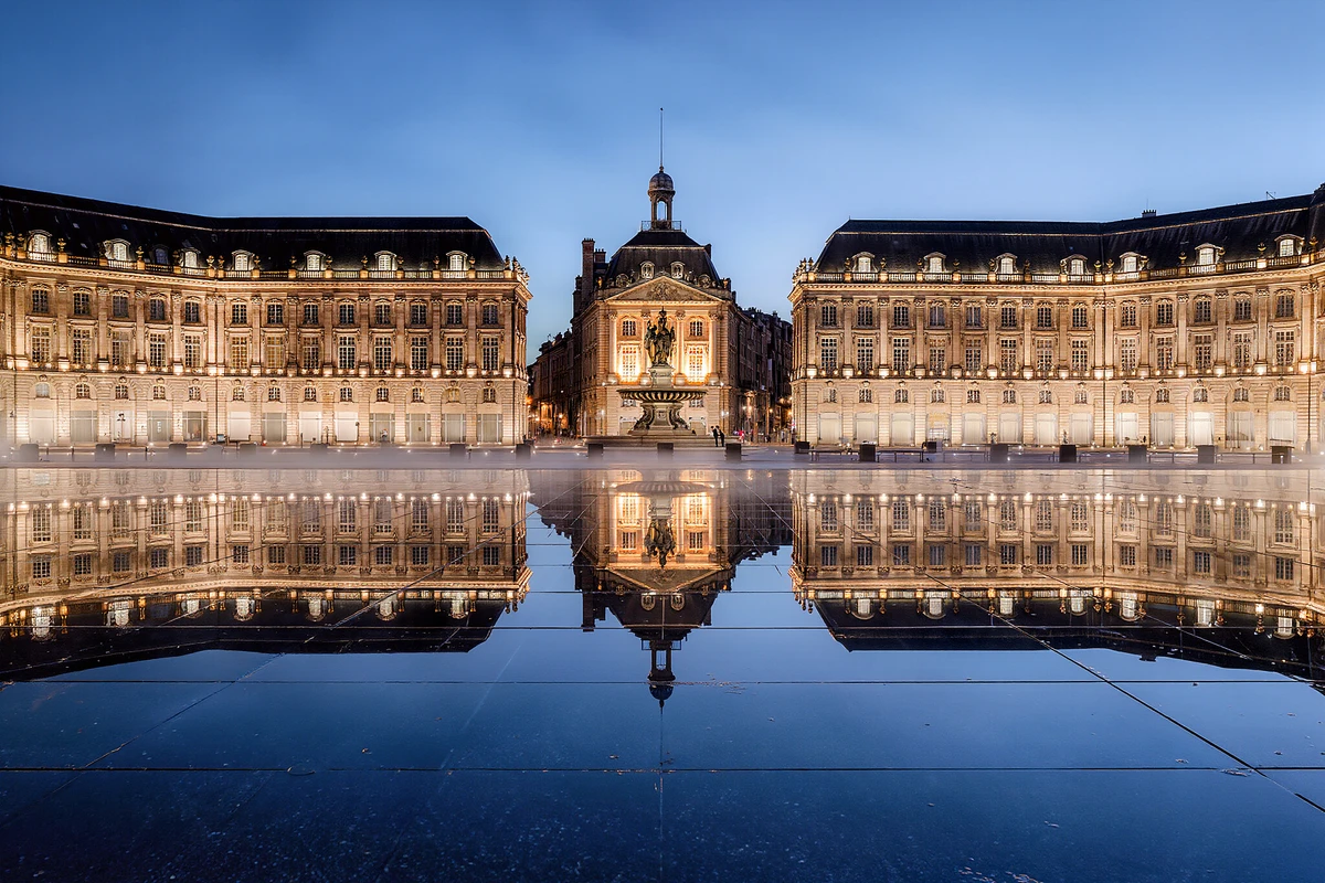 Garonne Guided River Cruise in Bordeaux