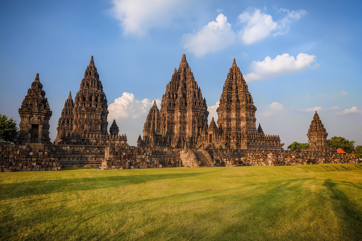 Borobudur Sunrise and Prambanan Temples Tour Yogyakarta
