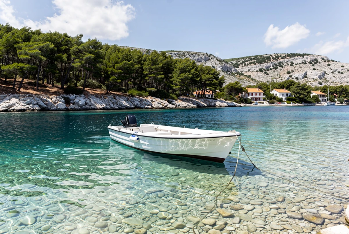 Three Islands Speedboat Tour with Snorkelling Zadar