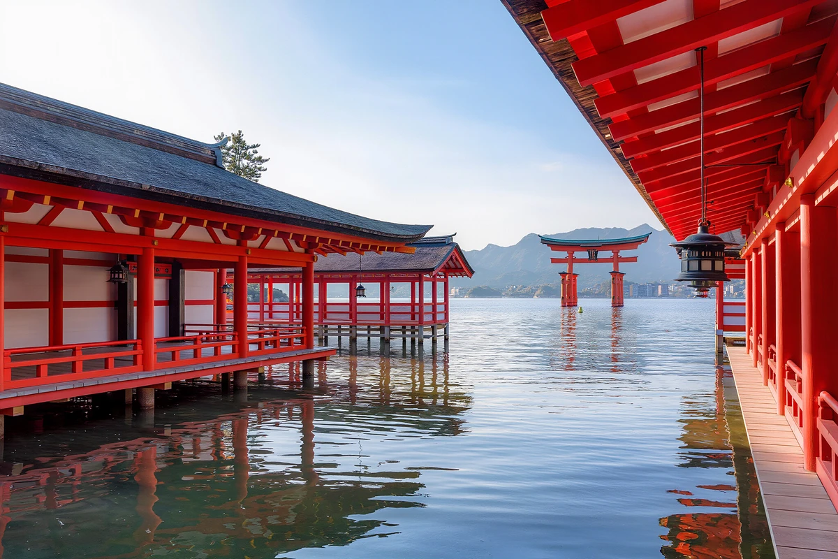 Hiroshima Peace Memorial & Miyajima Small-Group Day Tour