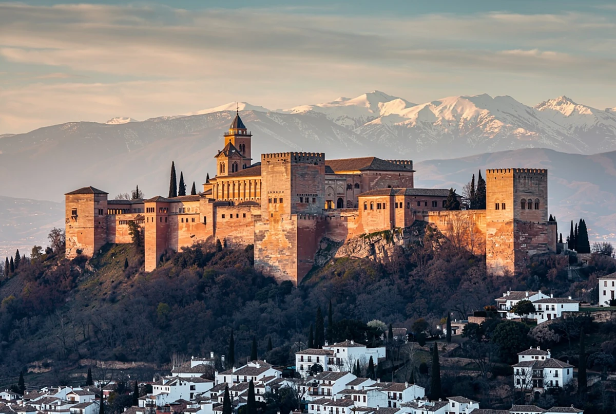 Granada Day Trip with Alhambra and Albaicin from Seville