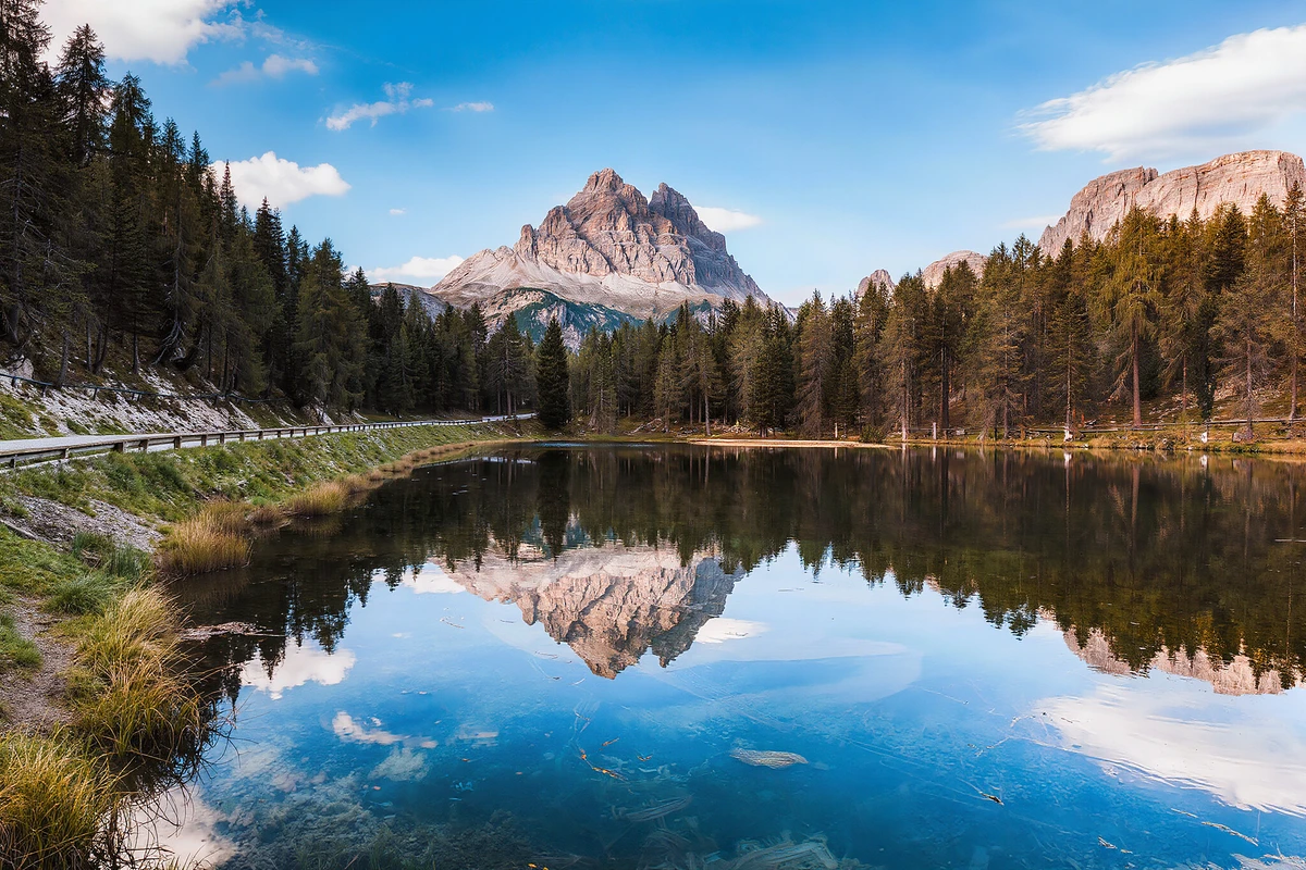 Dolomites Day Trip from Venice to Cortina and Lake Misurina