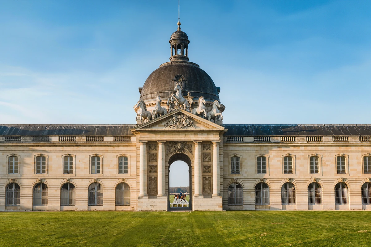 Chateau de Chantilly Skip-the-Line Entry Tickets from Paris