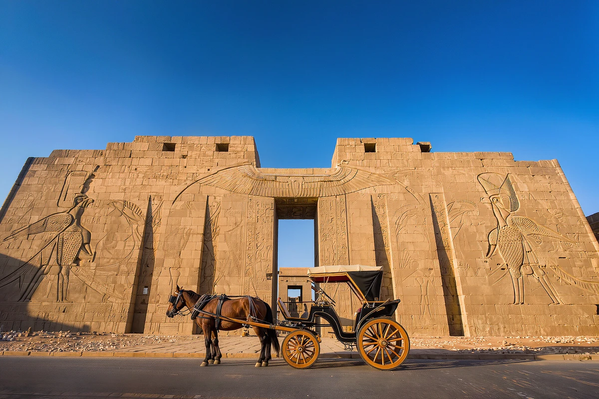Nile Cruise 4-Day with Flights and Balloon from Cairo