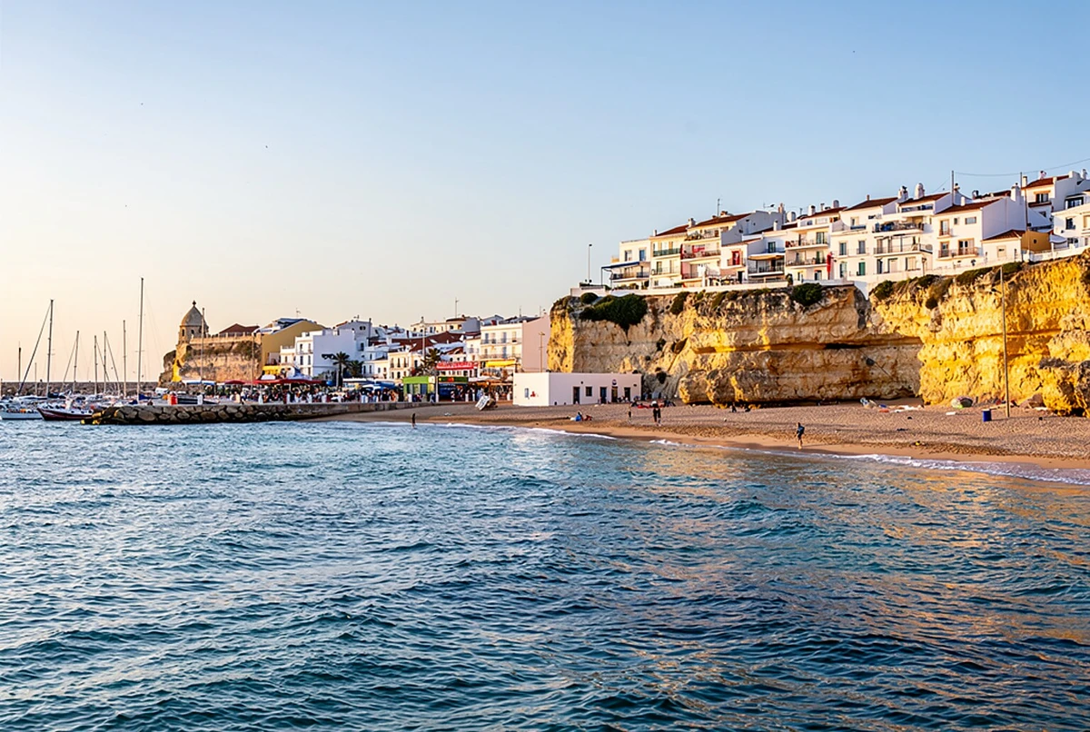 Benagil Caves and Dolphin Watching Cruise from Albufeira