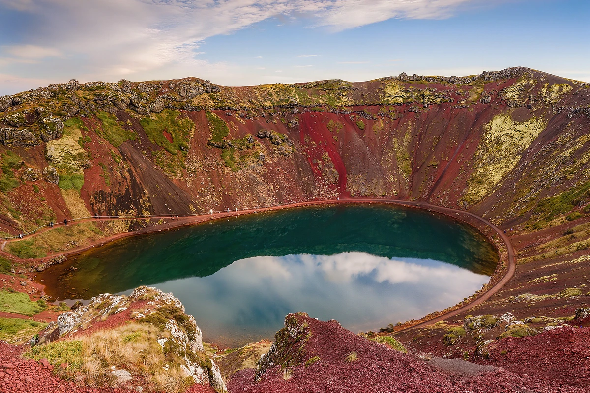 Golden Circle Full-Day Tour from Reykjavik with Kerið Crater