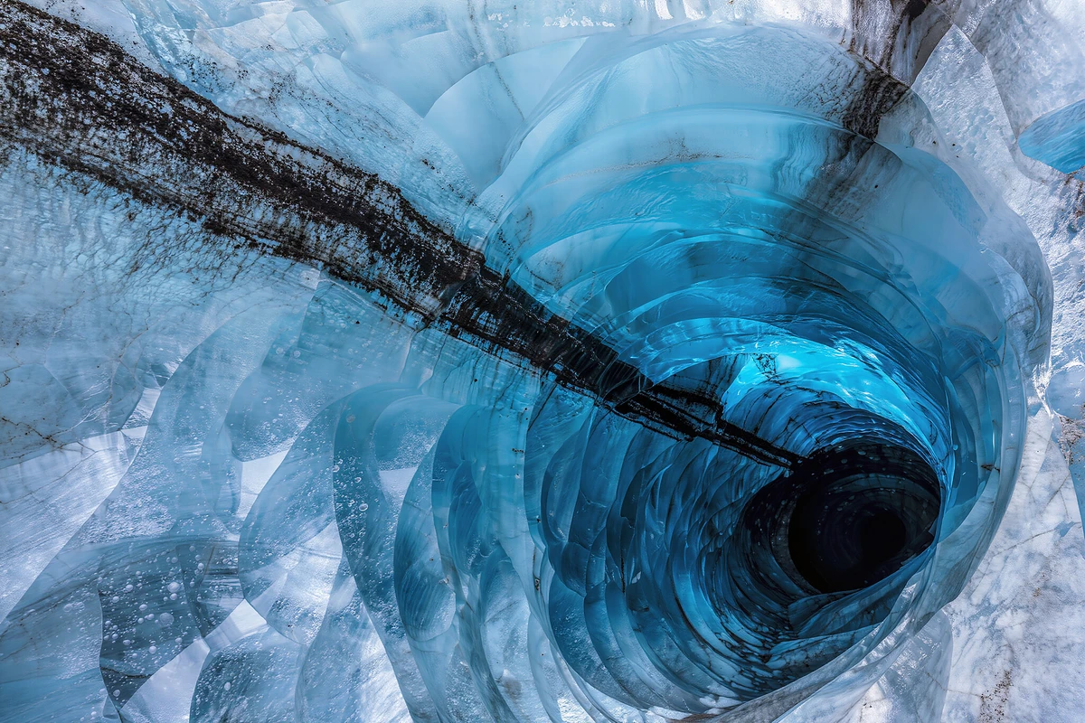 Langjokull Ice Tunnel & Glacier Monster Truck Tour from Husafell