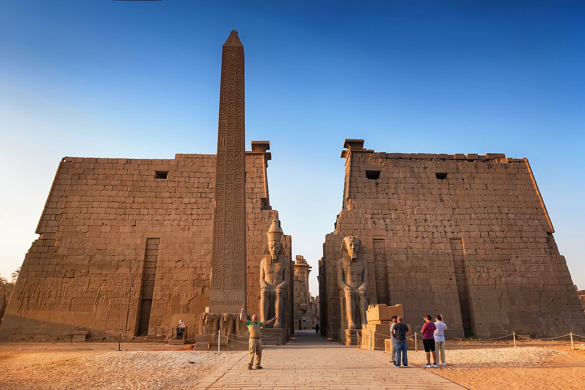 Karnak and Luxor Temple Half-Day Tour with Lunch