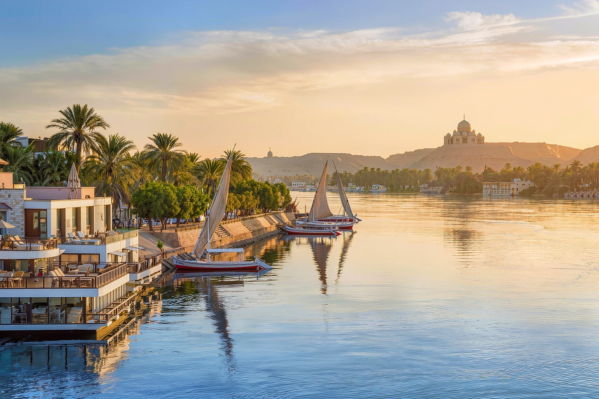 Aswan International Airport to Aswan Corniche Hotels
