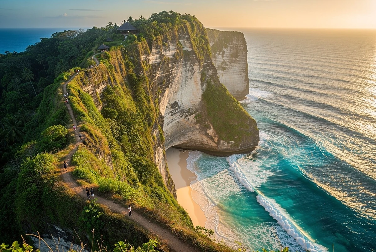 Nusa Penida East & West Highlights Full-Day Tour from Bali
