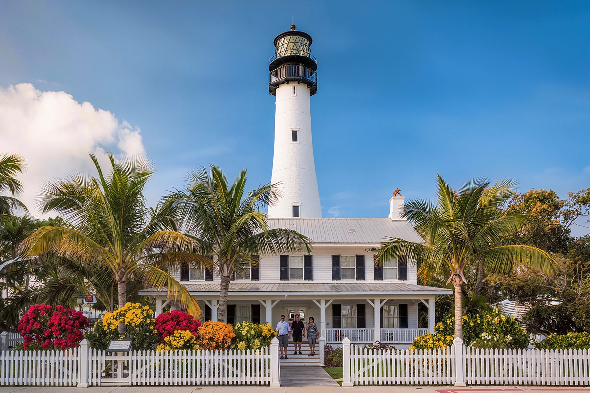 Hop-On Hop-Off Trolley Tour Key West