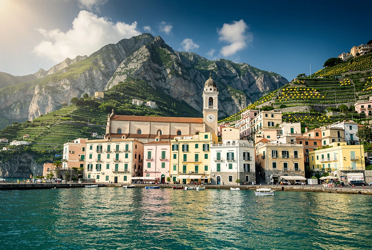 Positano and Amalfi Small Group Boat Trip from Sorrento