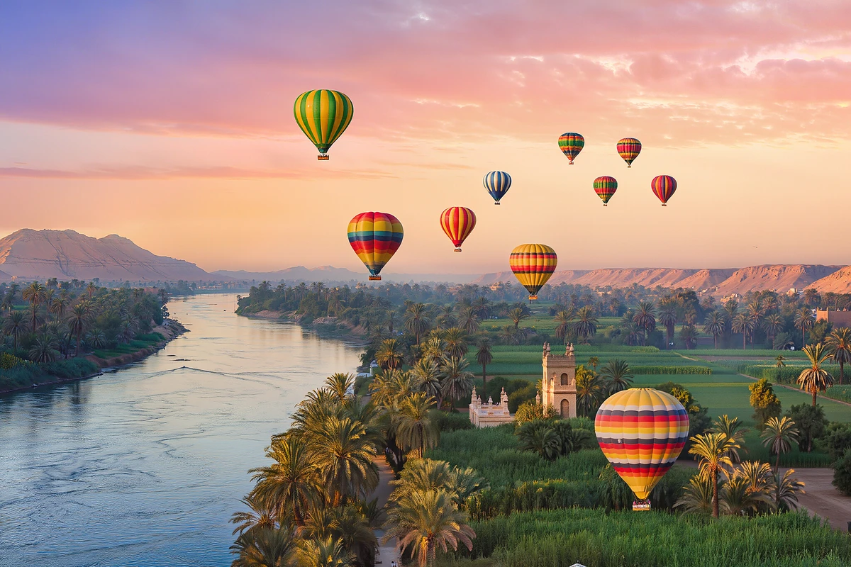 Luxor Day Trip with Sunrise Hot Air Balloon from Hurghada