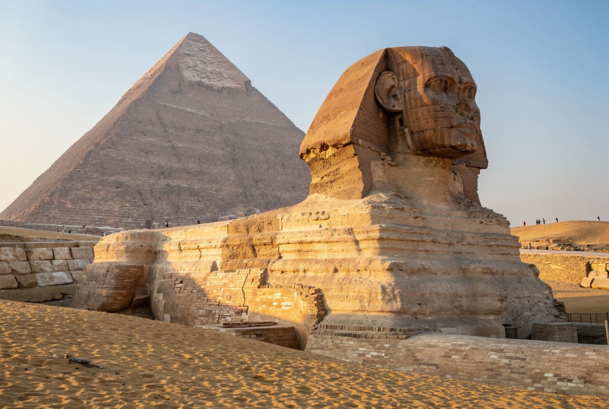 Private Giza Pyramids & Sphinx Half-Day Tour Cairo