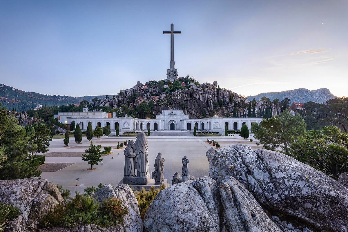 El Escorial Monastery & Valley of the Fallen Tour from Madrid