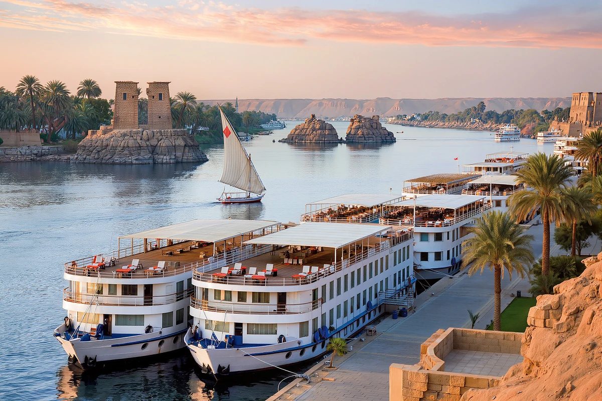 Aswan International Airport to Nile Cruise Docks in Aswan