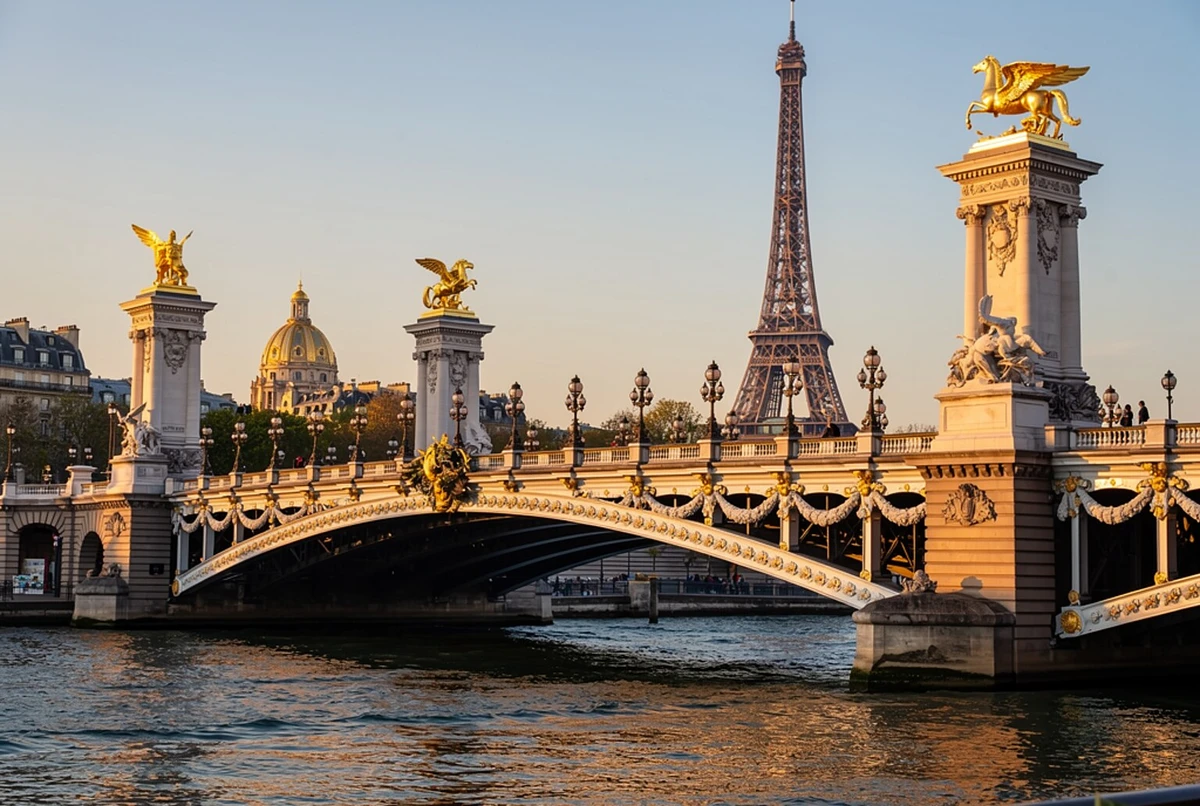 Charles de Gaulle Airport to Hotel