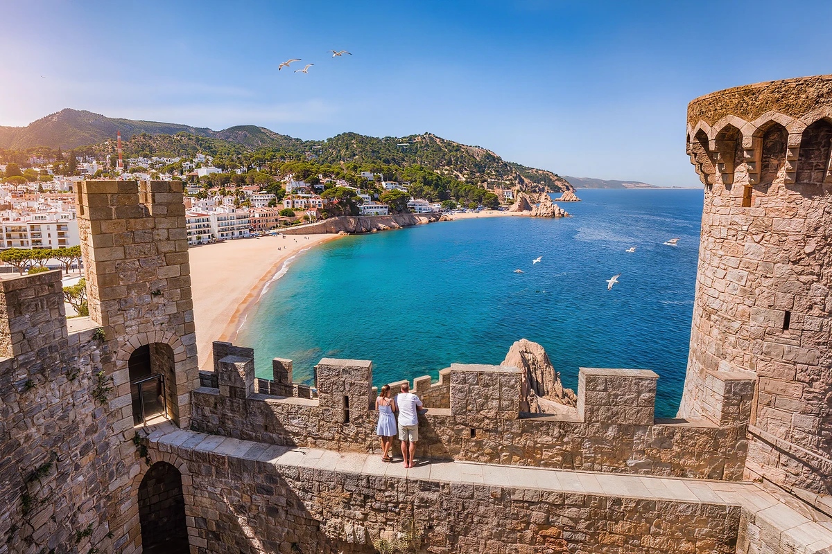 Tossa de Mar Day Trip from Barcelona with Old Town Walk & Beach Time