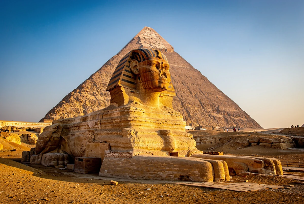 Cairo Airport to Pyramids