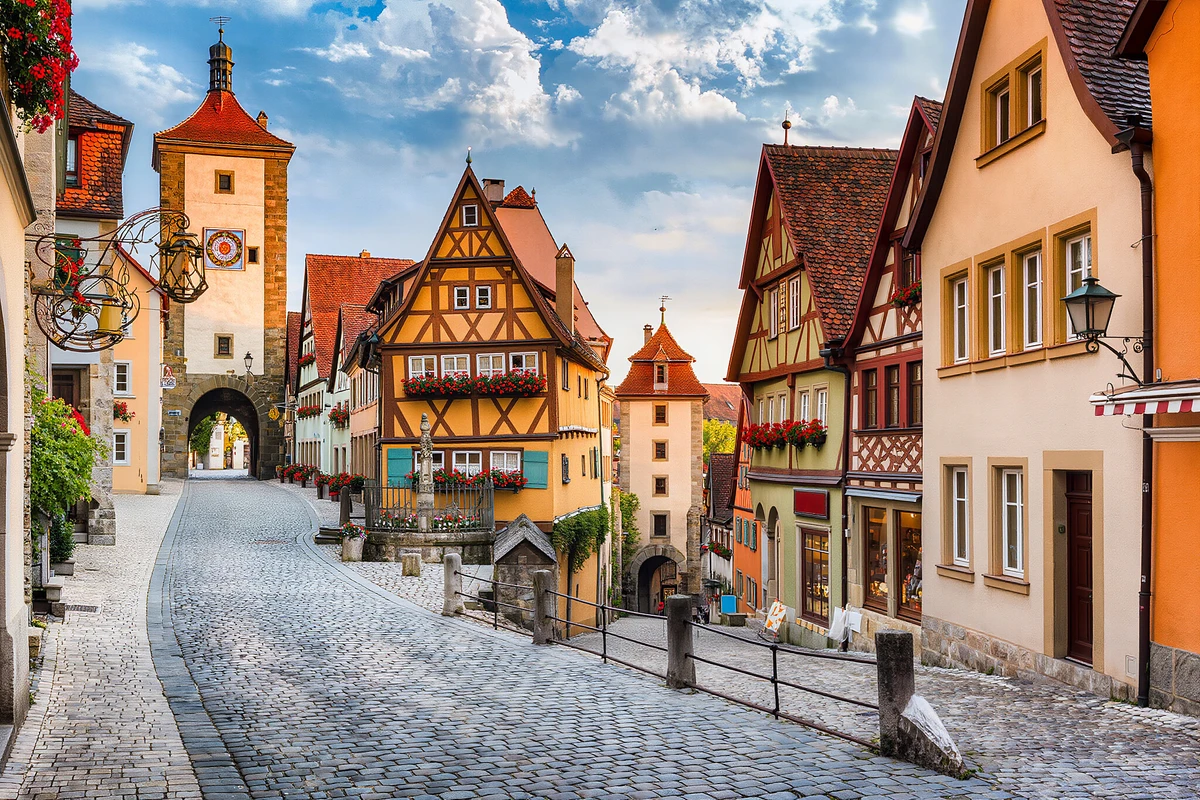 Private Castle, Riquewihr and Colmar Day Trip from Strasbourg