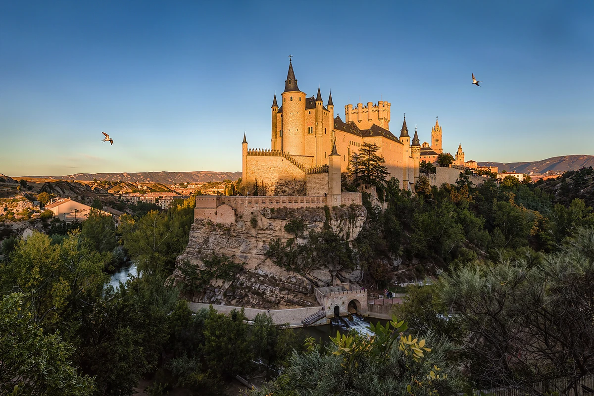 Avila & Segovia Day Trip from Madrid with Monument Tickets