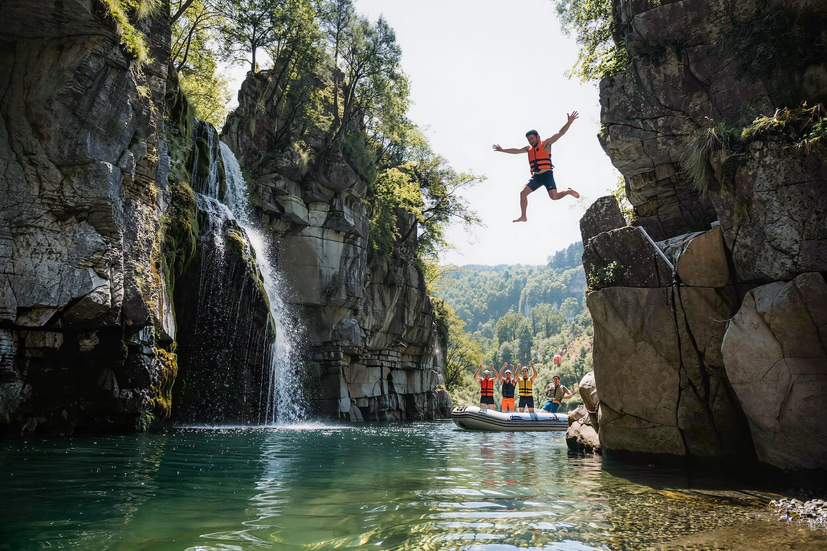 Omis Cetina River Rafting with Cliff Jumping and Cave