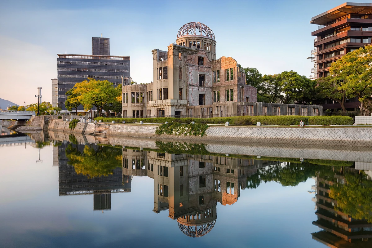 Hiroshima Peace Memorial & Miyajima Small-Group Day Tour