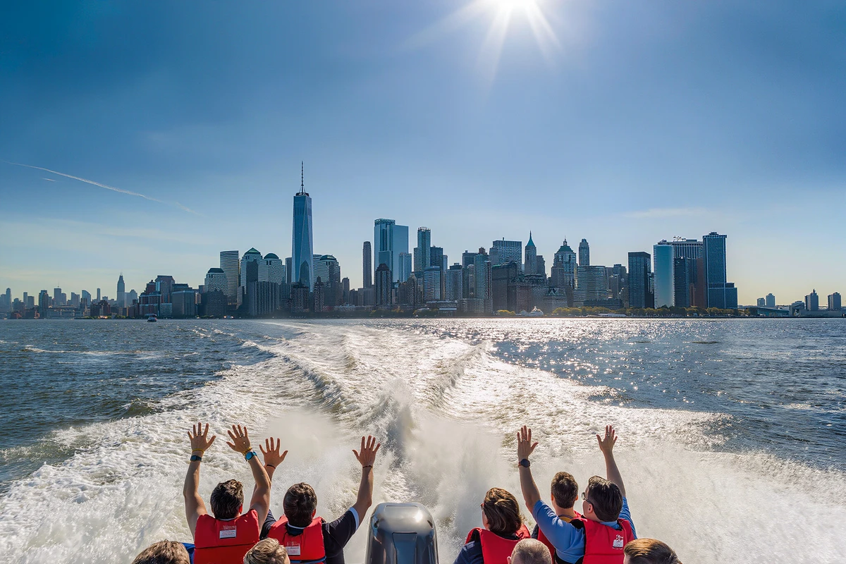 High-Speed Speedboat Thrill Ride to the Statue of Liberty New York
