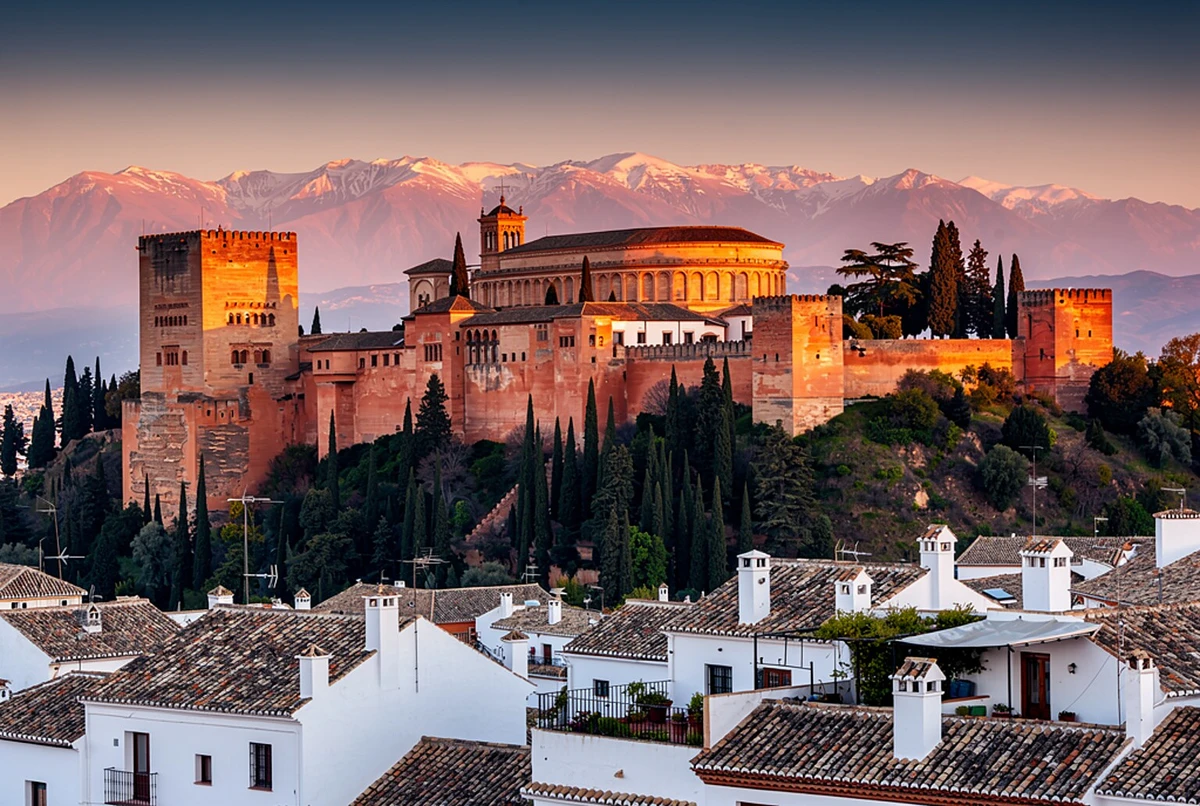 Alhambra & Nasrid Palaces Guided Tour with Tickets Granada
