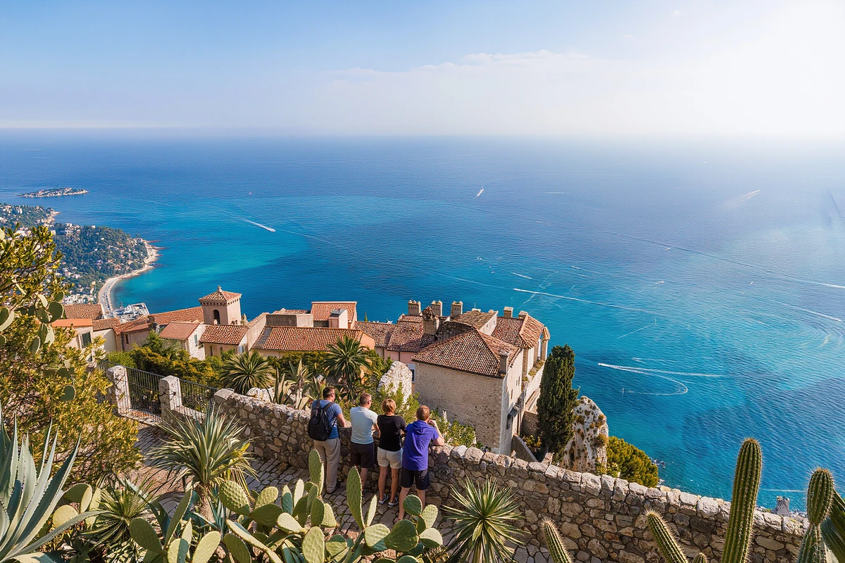 Monaco, Monte-Carlo & Èze Small-Group Half-Day Tour from Nice