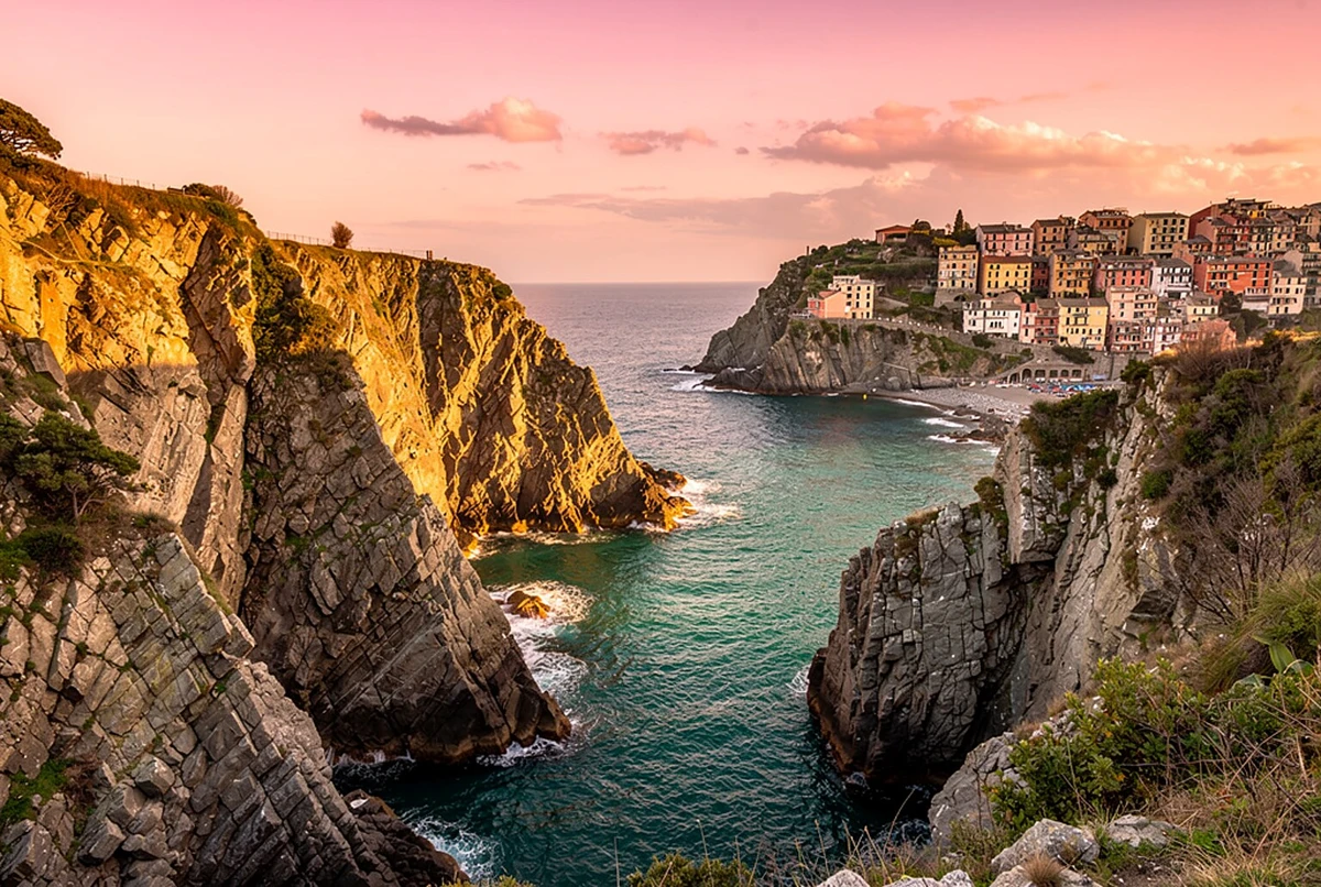 Cinque Terre Coast Boat Tour from Monterosso