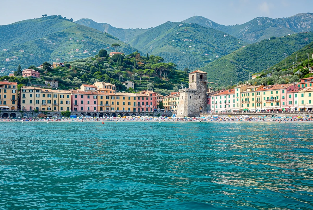 Cinque Terre Coast Boat Tour from Monterosso