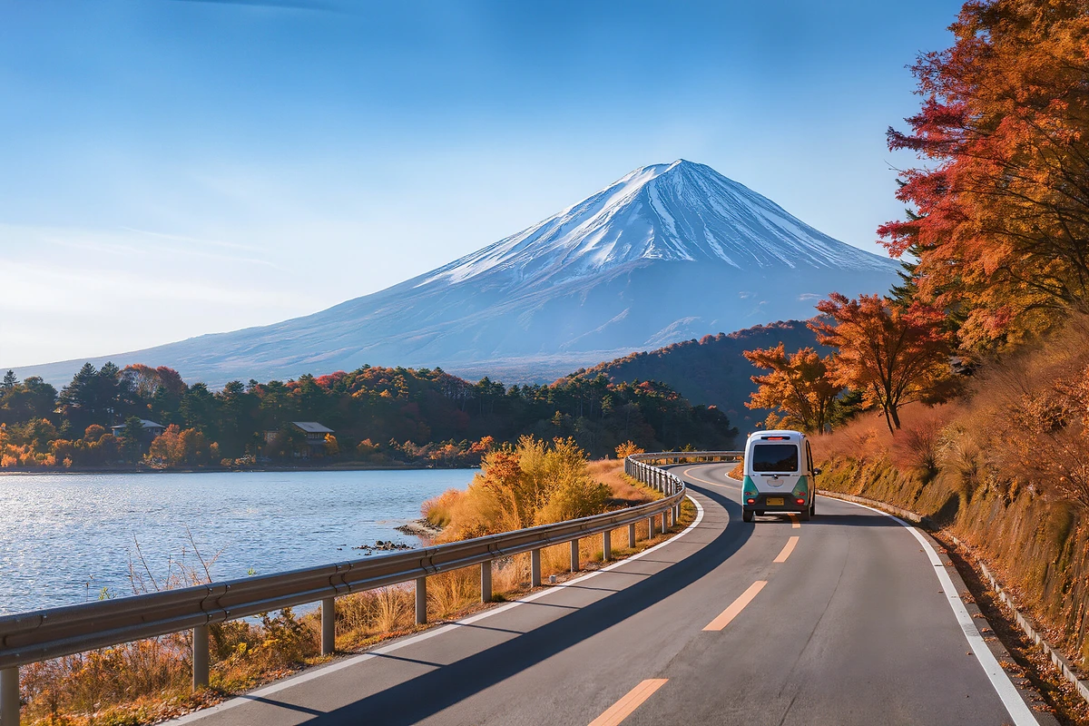 Lake Kawaguchiko Electric Mini-Car Guided Tour