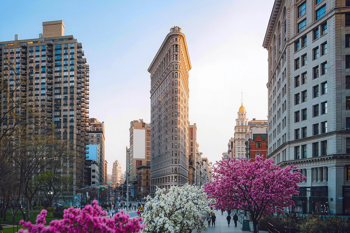 New York Airport to Broadway Plaza Hotel