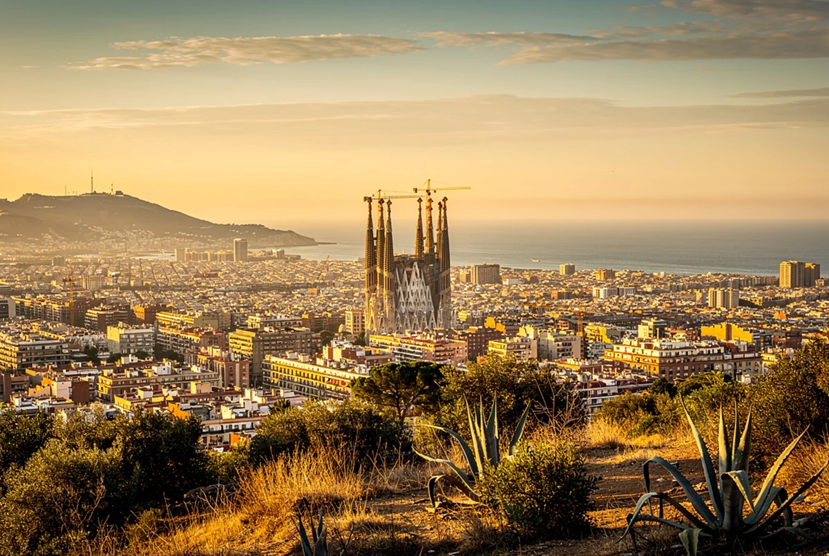 Girona Airport to Barcelona