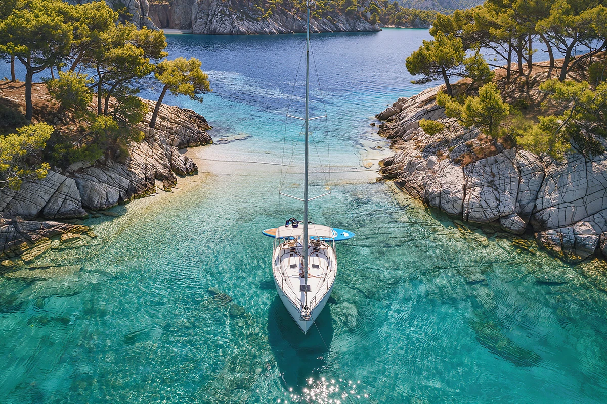 Half-Day Sailboat Trip to the Lérins Islands from Cannes