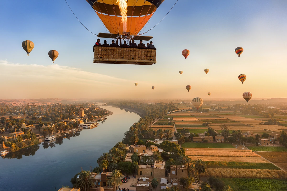 Hot Air Balloon with Full-Day Sightseeing Tour Luxor