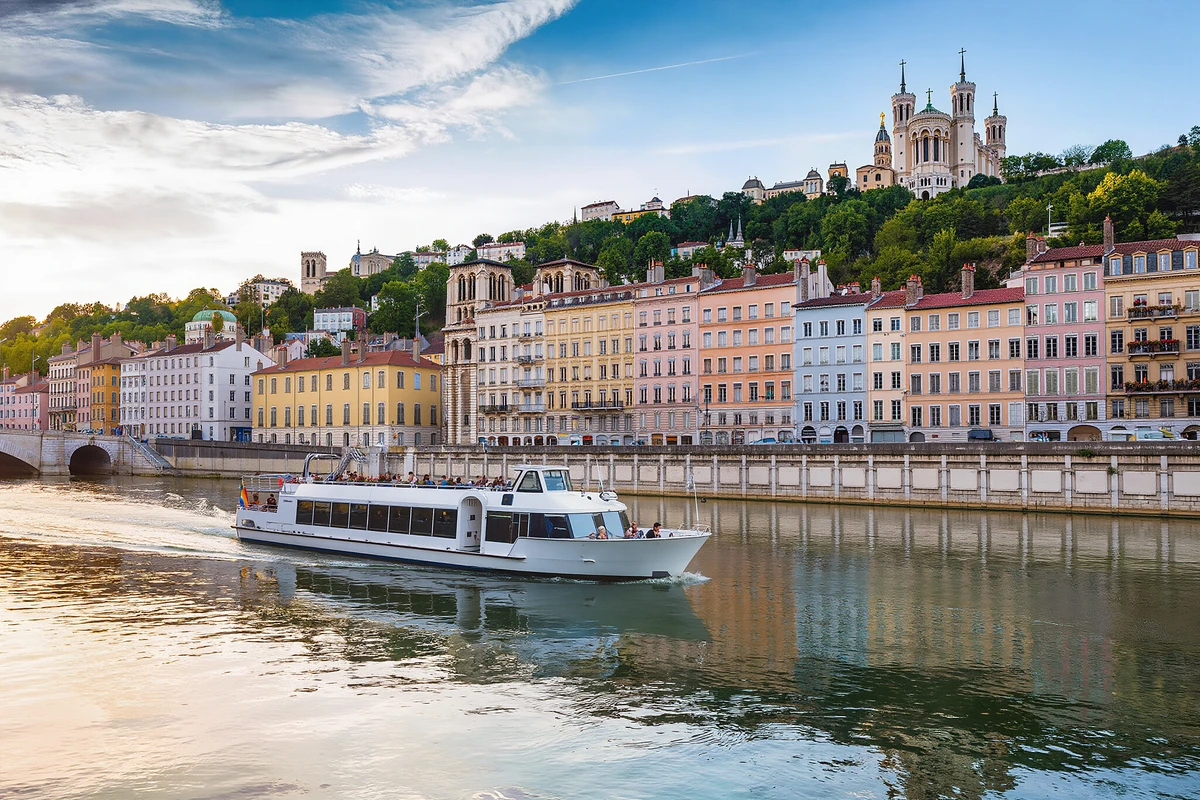 Lyon City Card with Public Transport and Museums