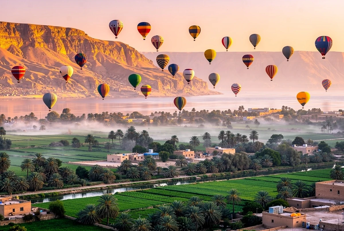 Luxor Sunrise Hot Air Balloon Ride over the West Bank