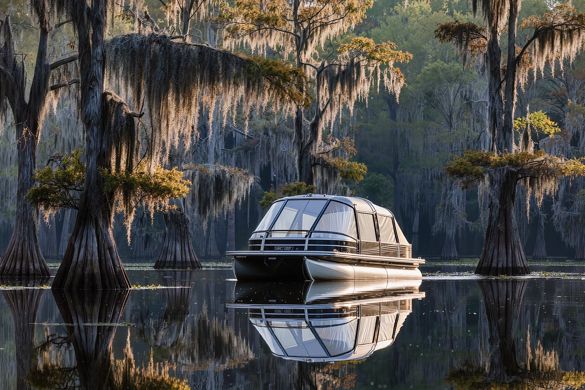 Whitney Plantation Tour with Transport and Swamp Cruise New Orleans