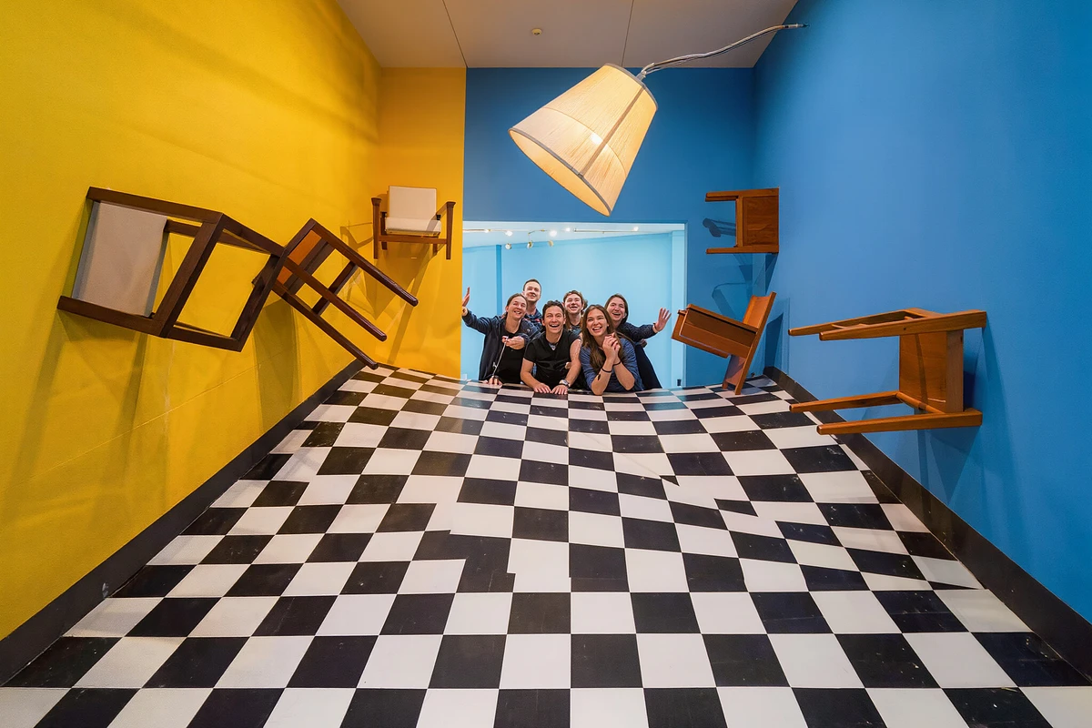 Paradox Museum Entry Tickets with 90 Optical Illusions Paris