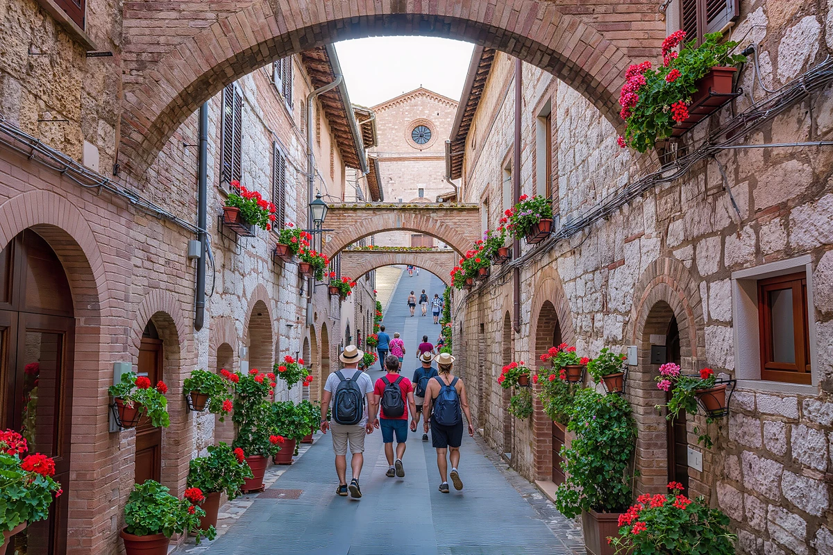 Assisi & Orvieto Day Trip from Rome with Lunch by Lake Trasimeno
